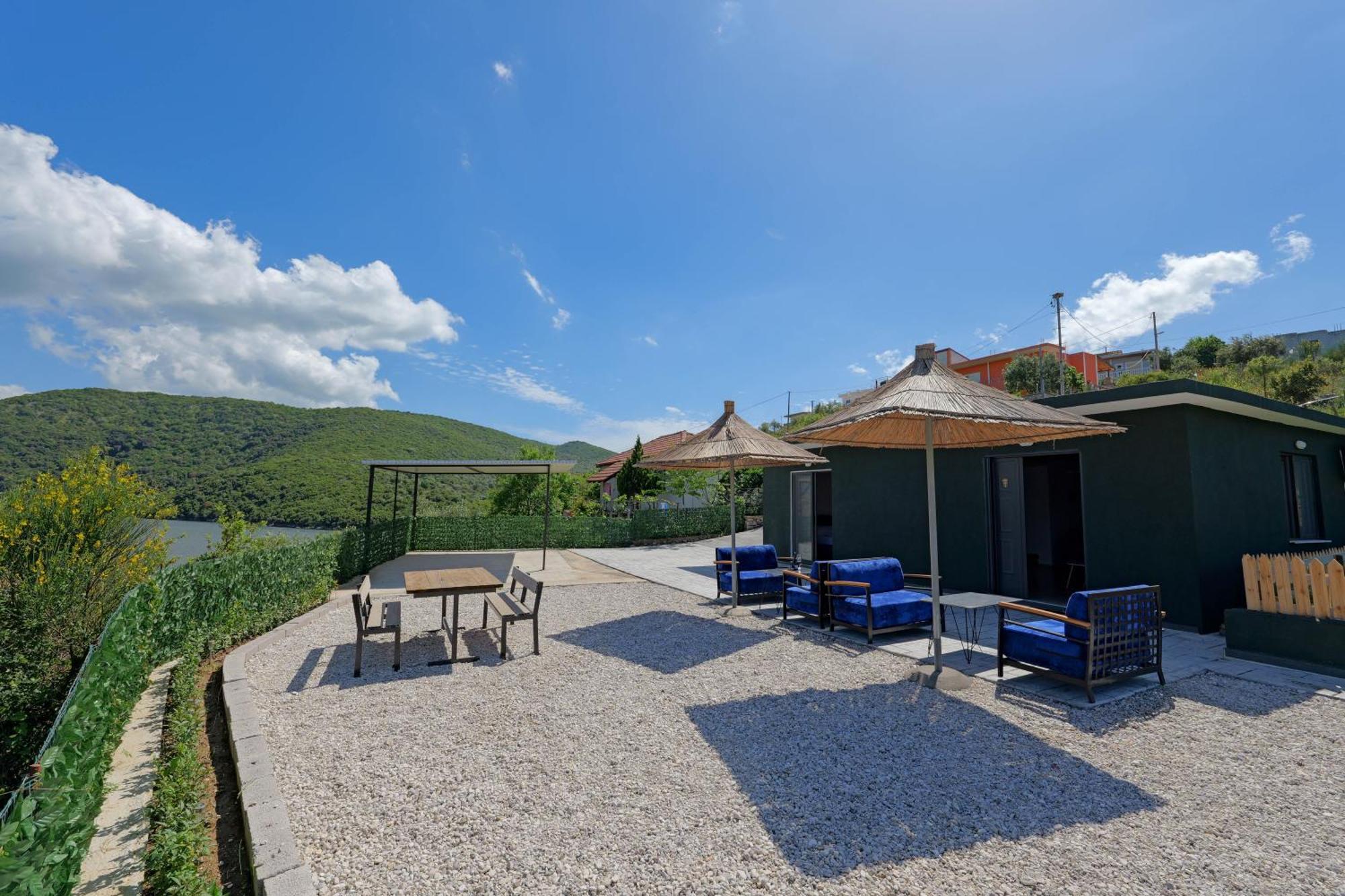 Lago Calmo Villa クサミル エクステリア 写真